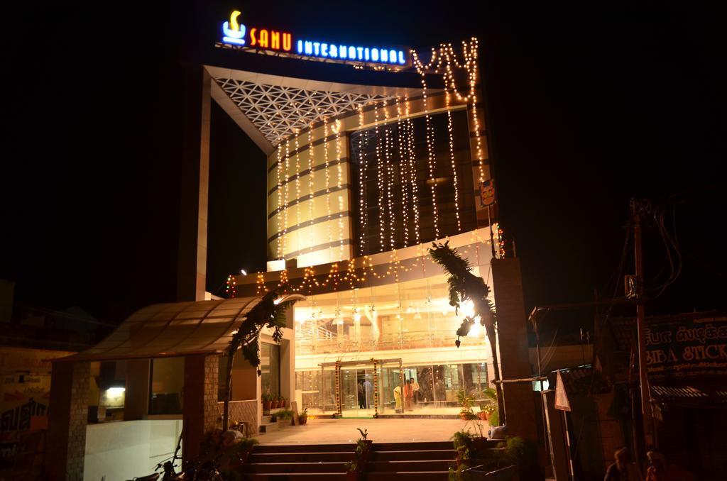 Sanu International Hotell Nāmakkal Exteriör bild